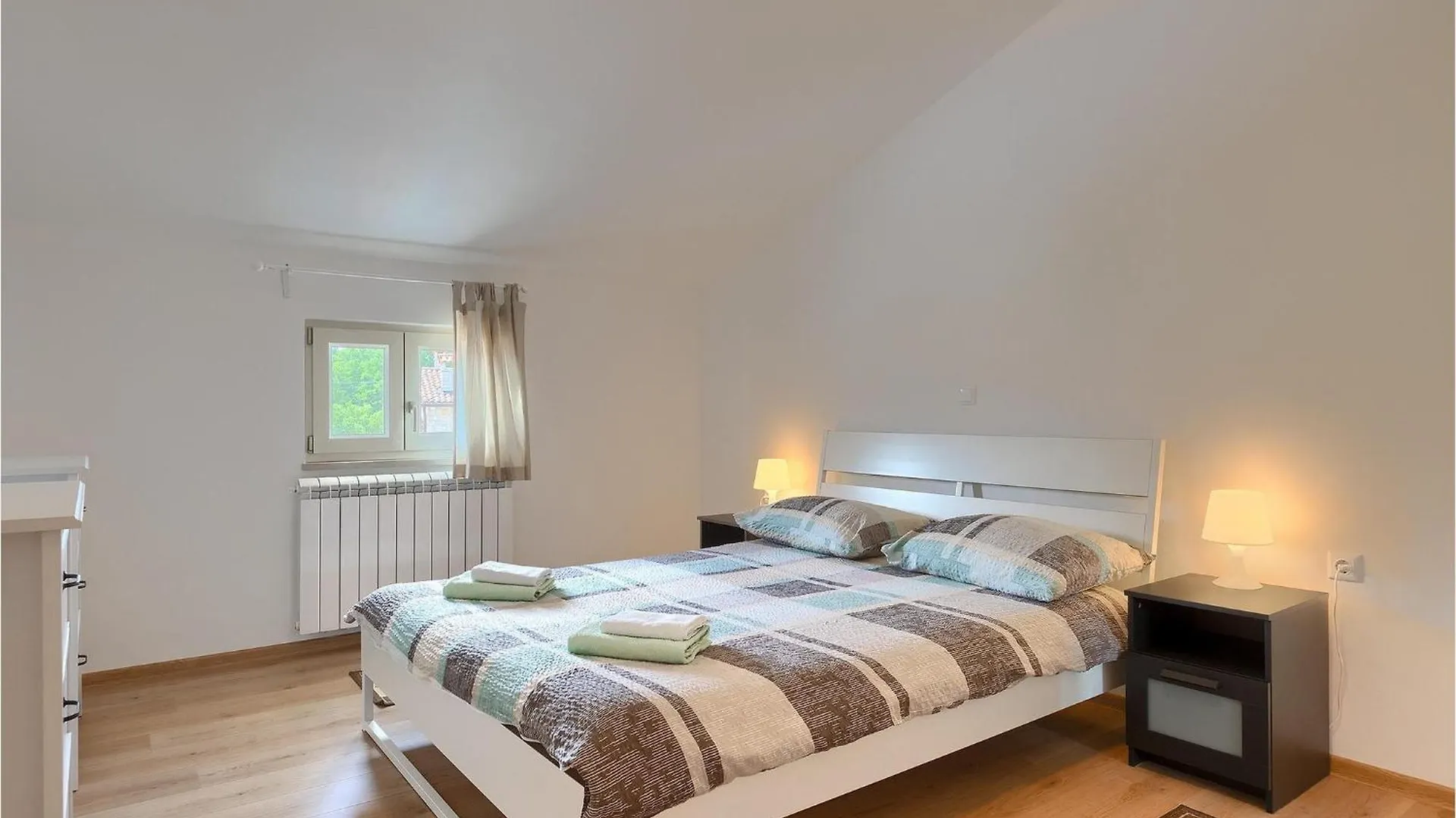 Villa Leni Kringa Kucici 度假居